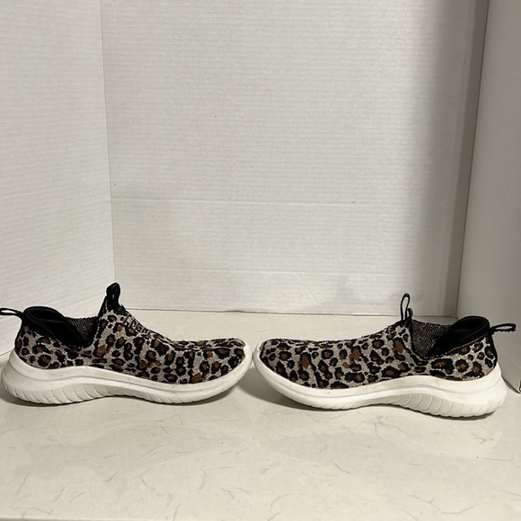 Sketchers Air Cooled Memory Foam Sneaker - Picture 7 of 11